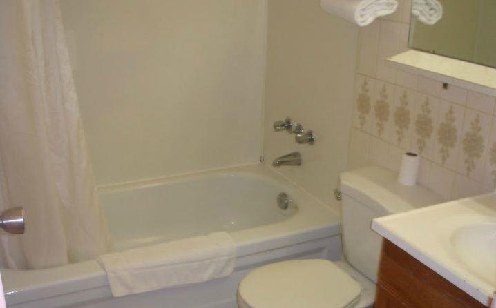 Queensway Motel Торонто Номер фото