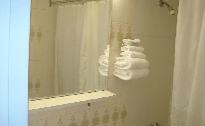 Queensway Motel Торонто Номер фото
